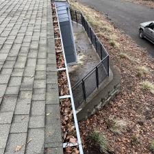 Commercial-Gutter-Cleaning-in-Tumwater-WA 1